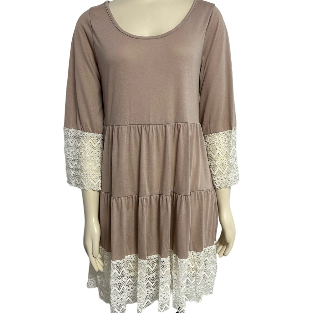Beige Tan Ruffle Tiered Lace Boho‎ Dress Womens Small NEW.
